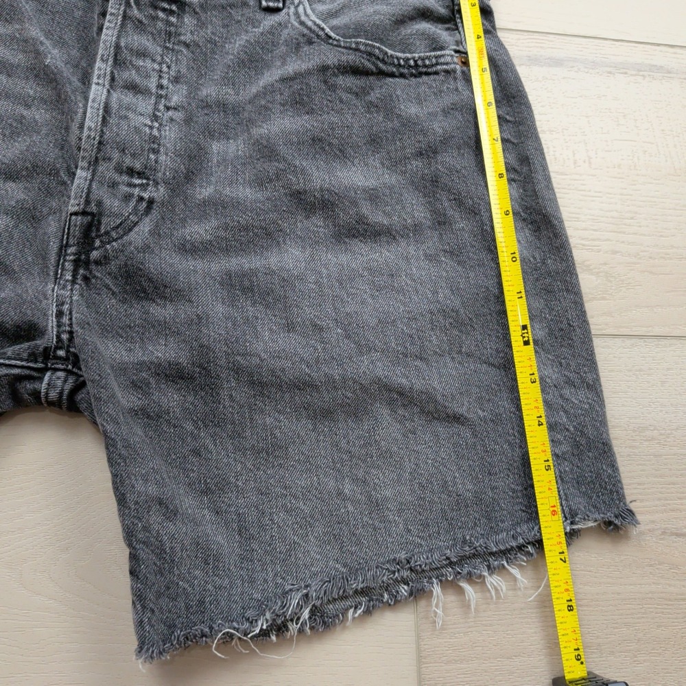 Levis Premium 501 93 Mens Washed Black Gray Denim Cut Off Shorts Size 36 - Picture 10 of 12